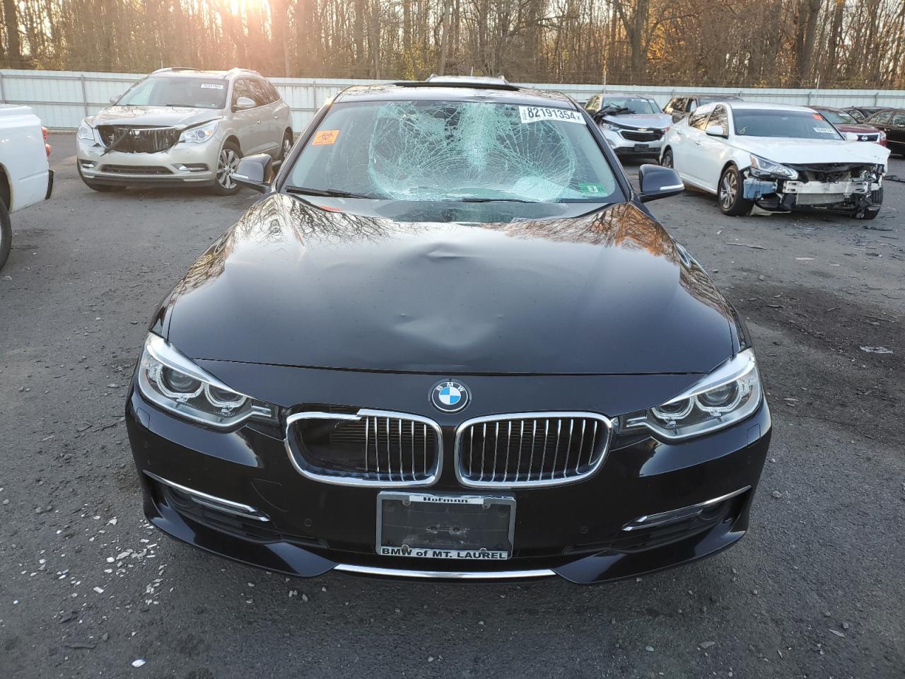 2015 BMW 3er VIN WBA3B3G54FNT19131 Copart auction photo, front end / top/roof damage thumbnail 5