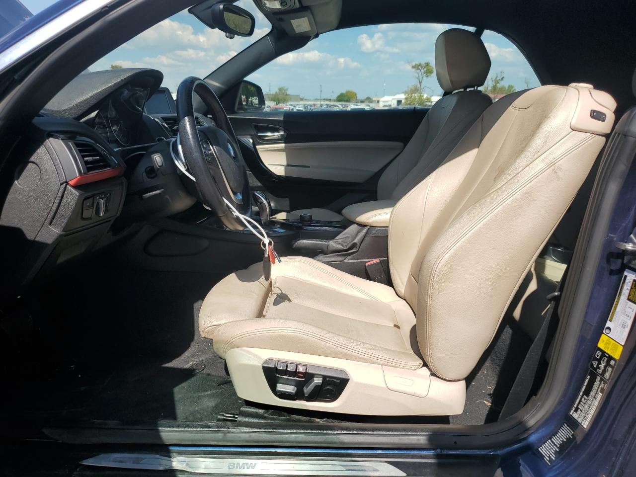 2016 BMW 2er VIN WBA1L9C50GV324969 Copart auction photo, front end / side damage thumbnail 7