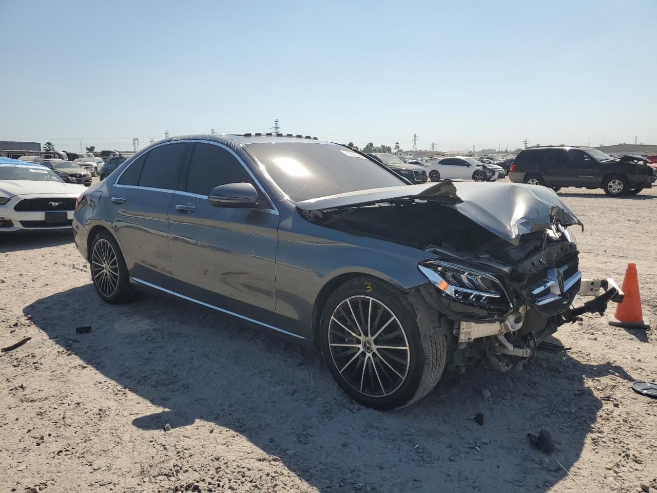 2021 Mercedes-Benz C-klasse VIN W1KWF8DB5MR619073 Copart auction photo, front end damage thumbnail 4