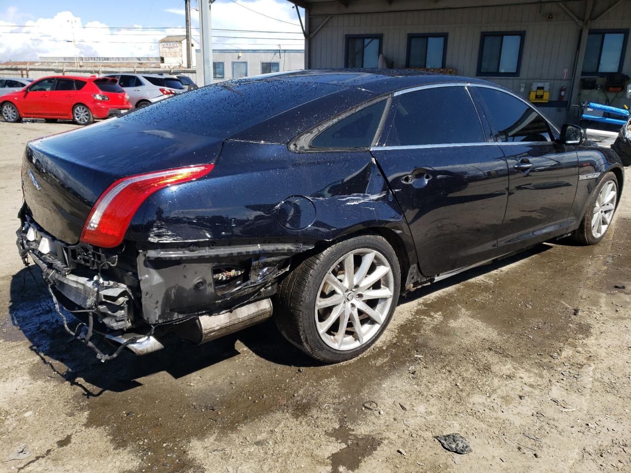 2012 Jaguar XJ VIN SAJWA2GB9CLV27033 Copart auction photo, rear end damage thumbnail 3