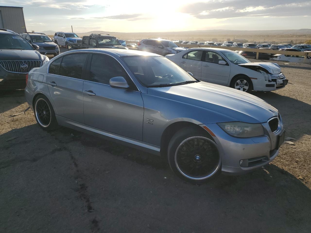 2011 BMW 3er VIN WBAPL5C52BA742212 Copart auction photo, rear end / undercarriage damage thumbnail 4