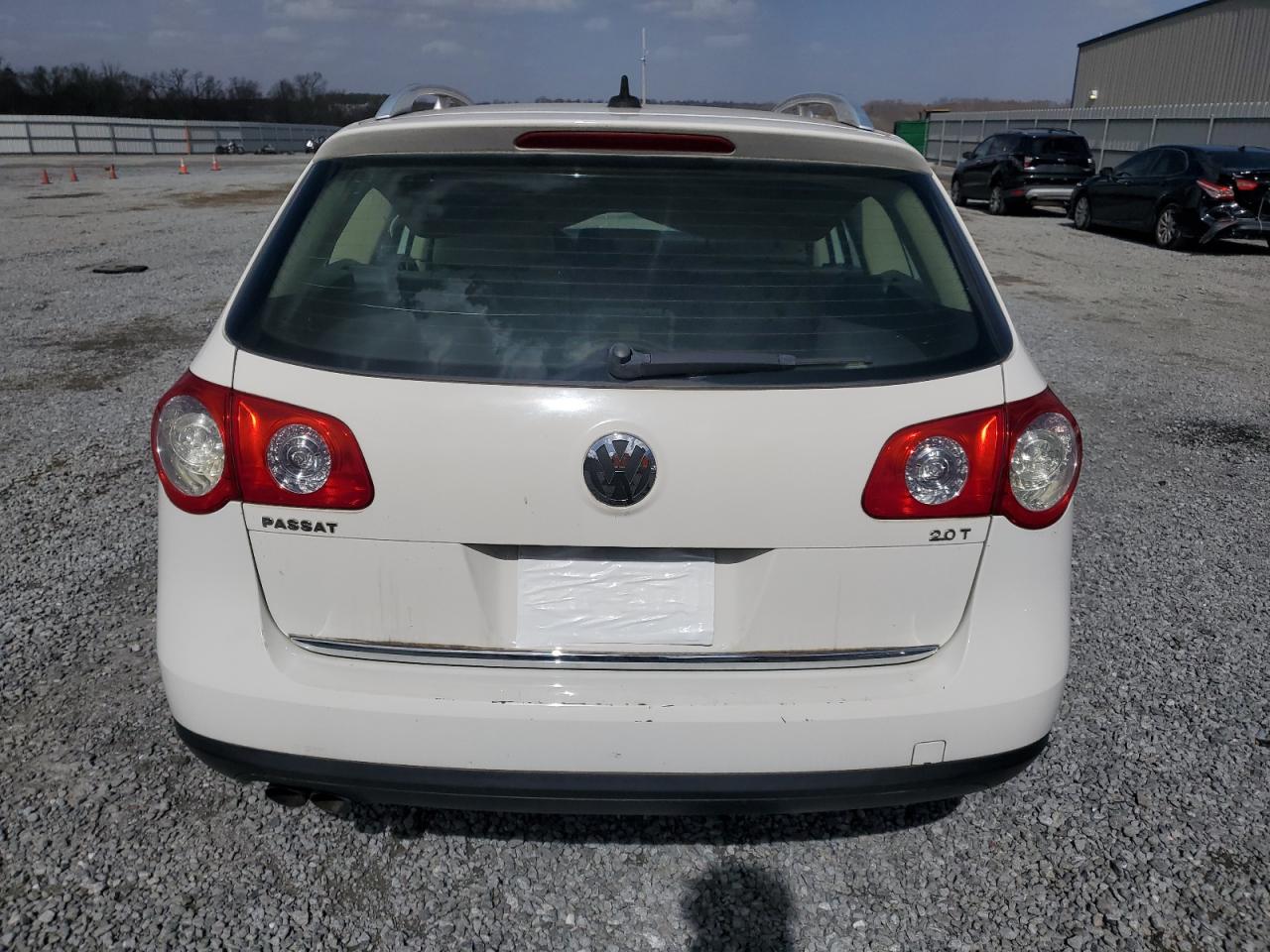 2010 Volkswagen Passat VIN WVWXK7AN7AE060051 Copart auction photo, burn - interior damage thumbnail 6