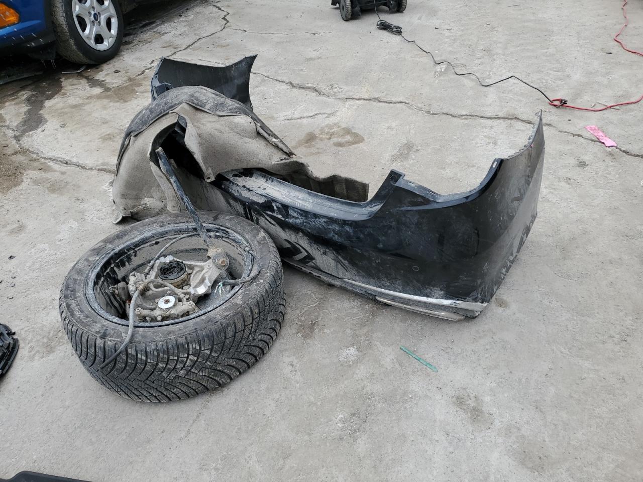 2018 Acura RLX VIN JH4KC2F98JC000408 Copart auction photo, all over / undercarriage damage thumbnail 14