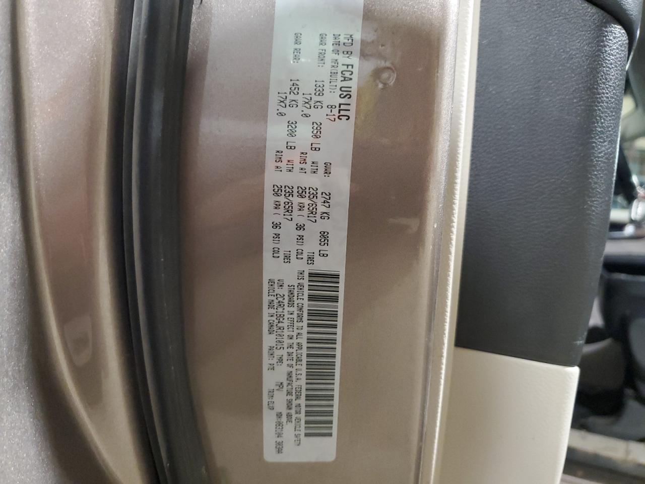 2018 Chrysler Pacifica VIN 2C4RC1BG4JR101015 Copart auction photo, front end / minor dent/scratches damage thumbnail 13