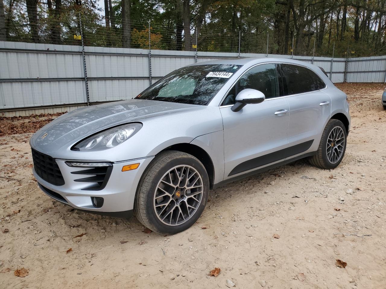 2017 Porsche Macan VIN WP1AB2A55HLB12595