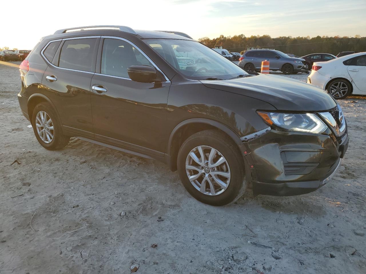 2017 Nissan Rogue VIN 5N1AT2MV1HC790508 Copart auction photo, front end / rear end damage thumbnail 4