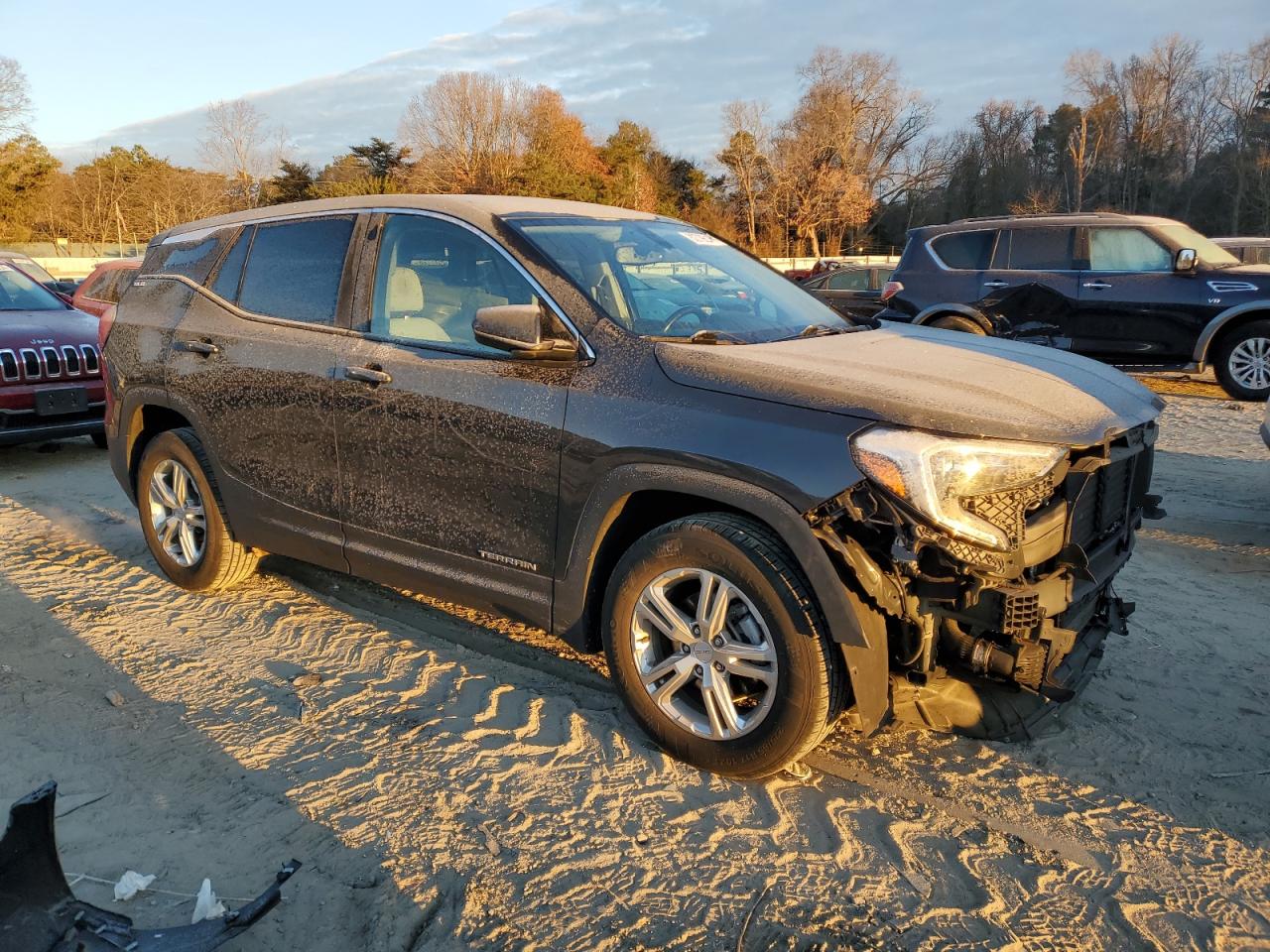 2018 GMC Terrain VIN 3GKALMEV7JL340794 Copart auction photo, front end damage thumbnail 4
