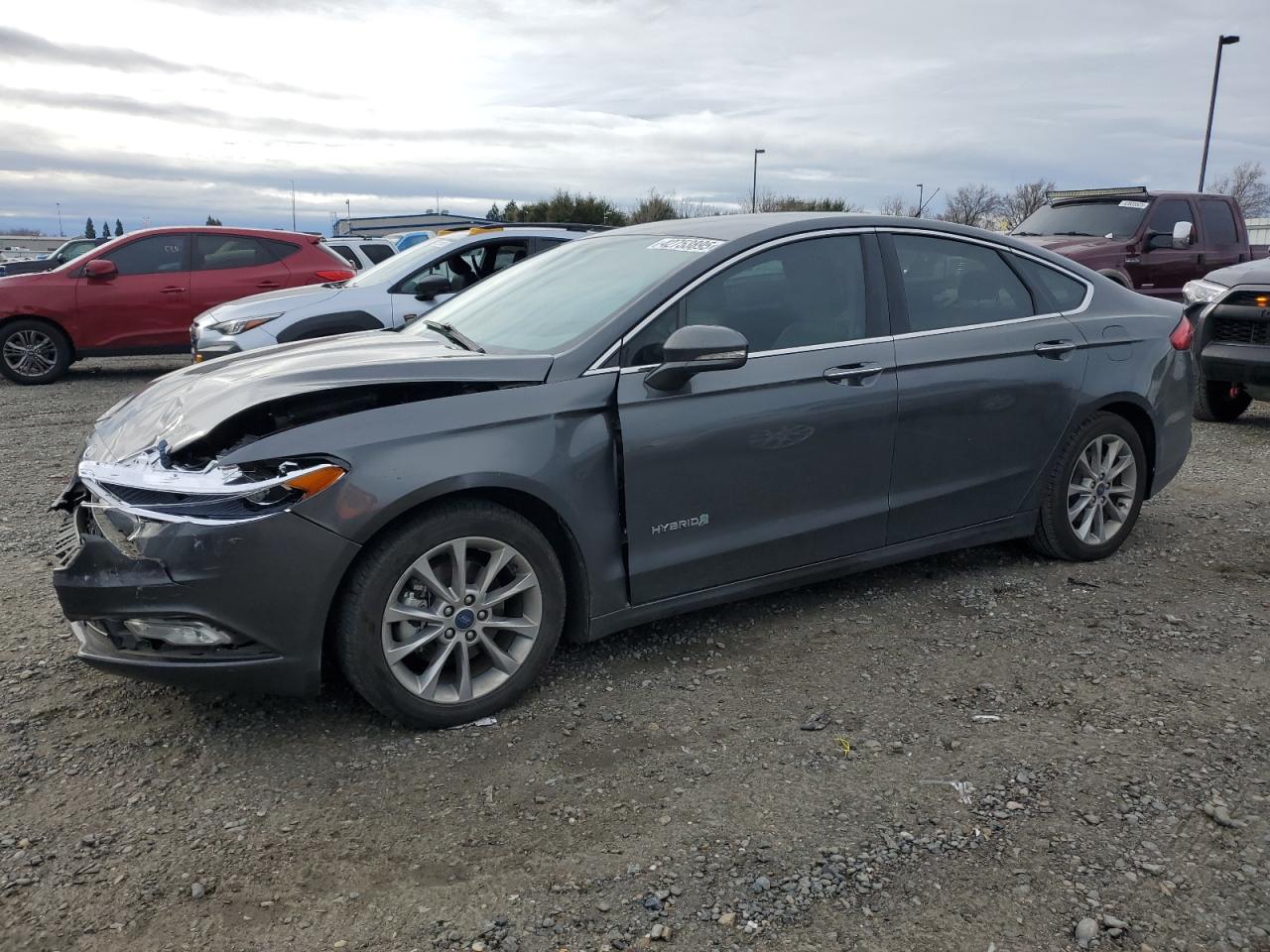 2017 Ford Fusion VIN 3FA6P0LUXHR142457
