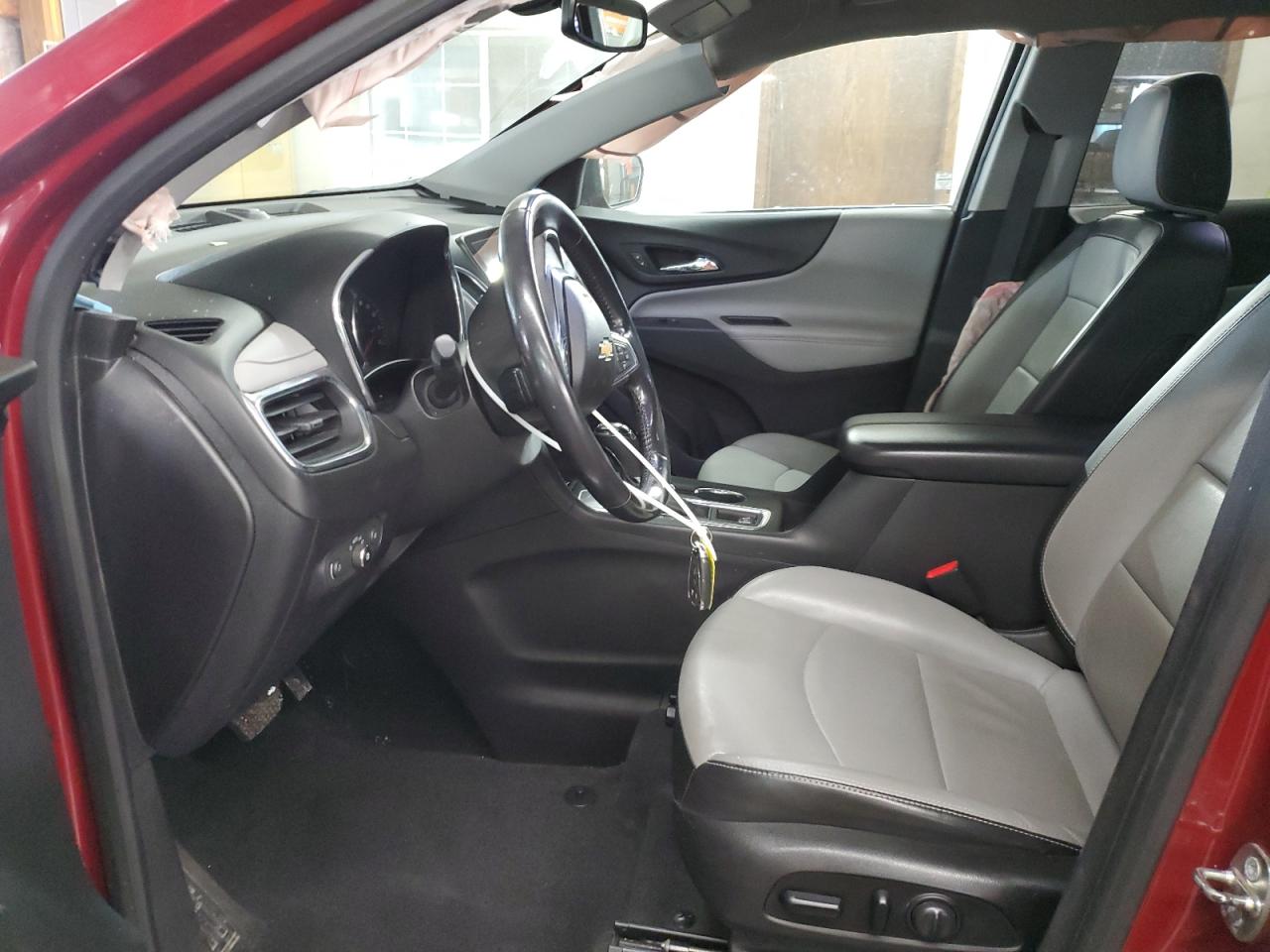 2018 Chevrolet Equinox VIN 2GNAXMEV4J6200567 Copart auction photo, side / rear end damage thumbnail 7