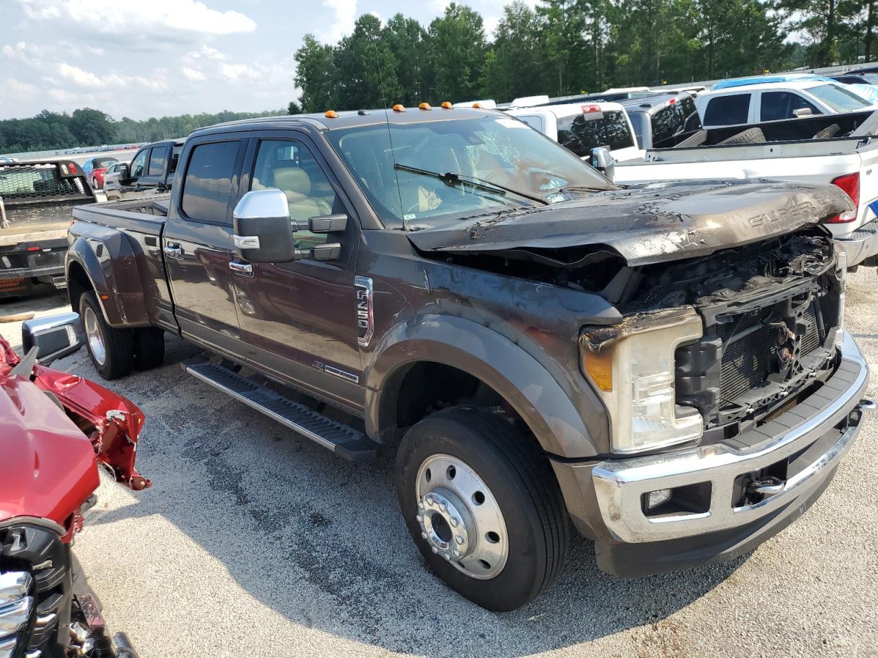 2017 Ford F450 VIN 1FT8W4DT8HEE83023 Copart auction photo, burn damage thumbnail 4