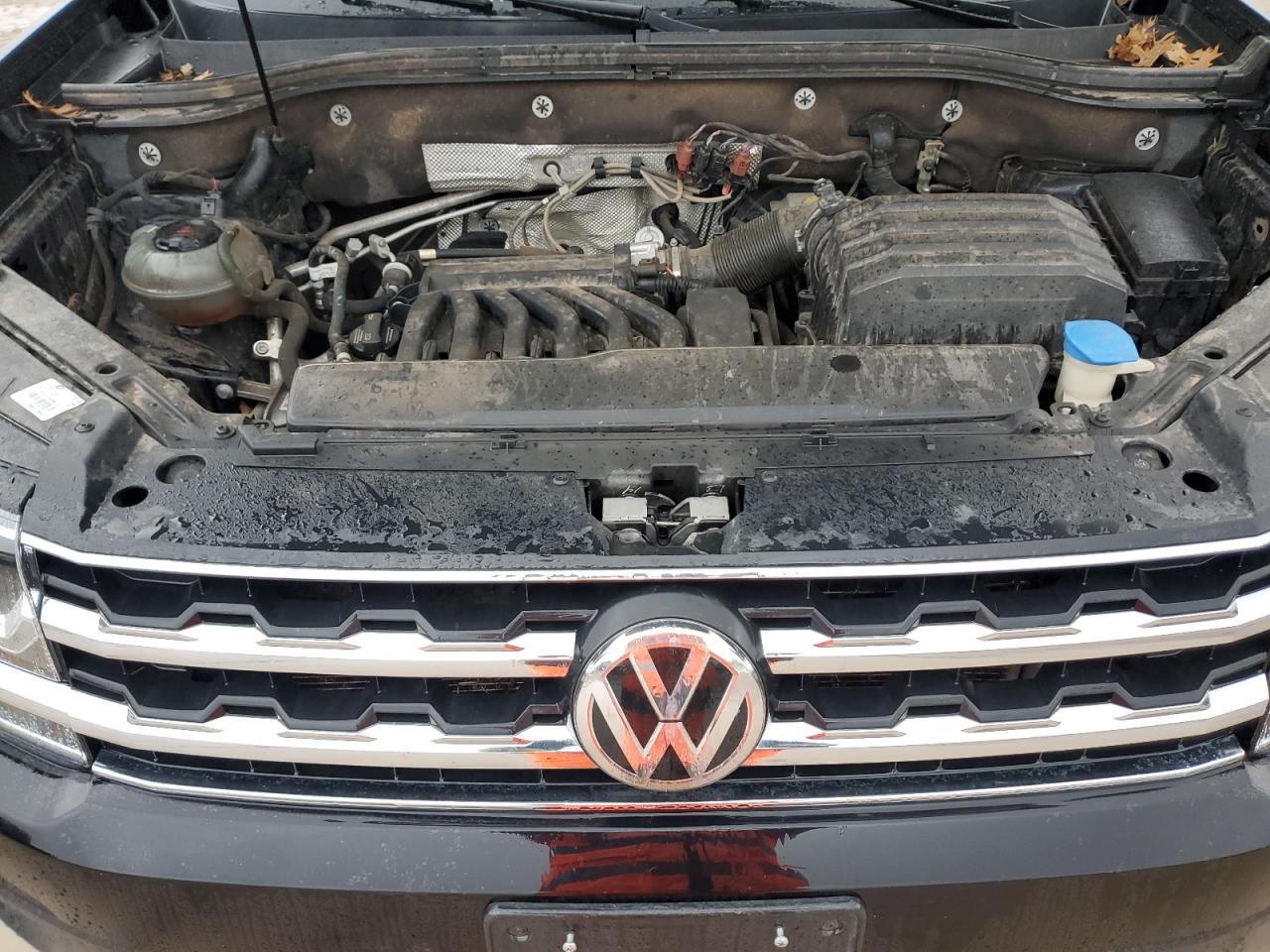 2019 Volkswagen Atlas VIN 1V2UR2CA4KC503778 Copart auction photo, rear end / minor dent/scratches damage thumbnail 14