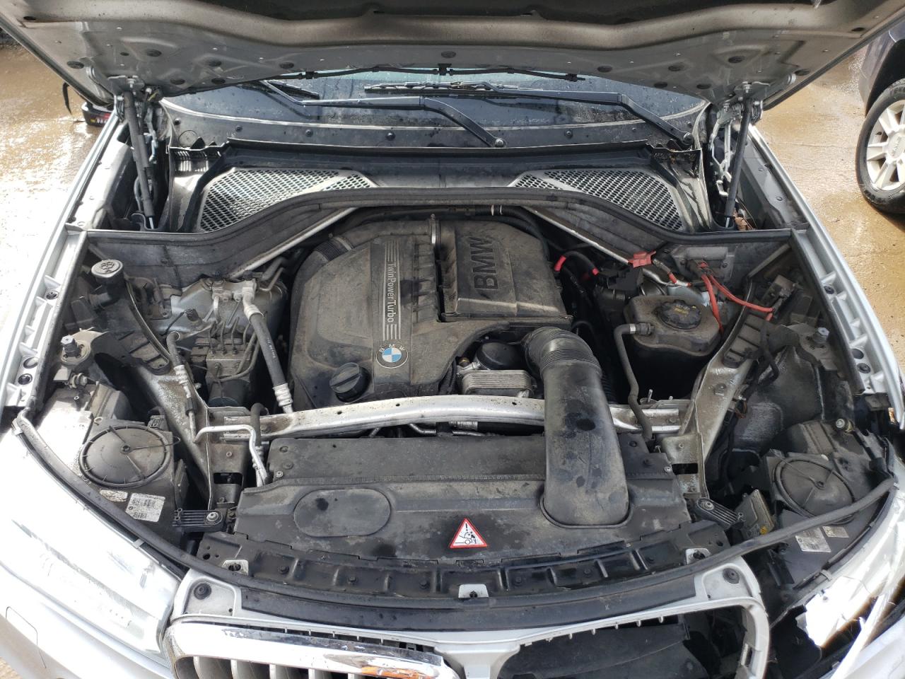 2014 BMW X5 VIN 5UXKR0C5XE0K48574 Copart auction photo, front end damage thumbnail 11