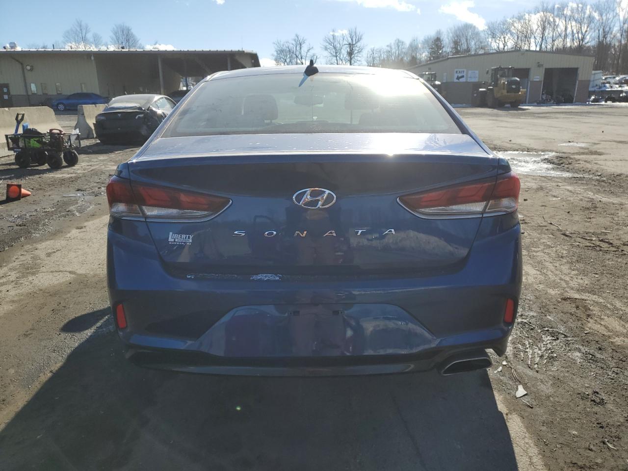 2019 Hyundai Sonata VIN 5NPE34AF5KH807370 Copart auction photo, front end / minor dent/scratches damage thumbnail 6