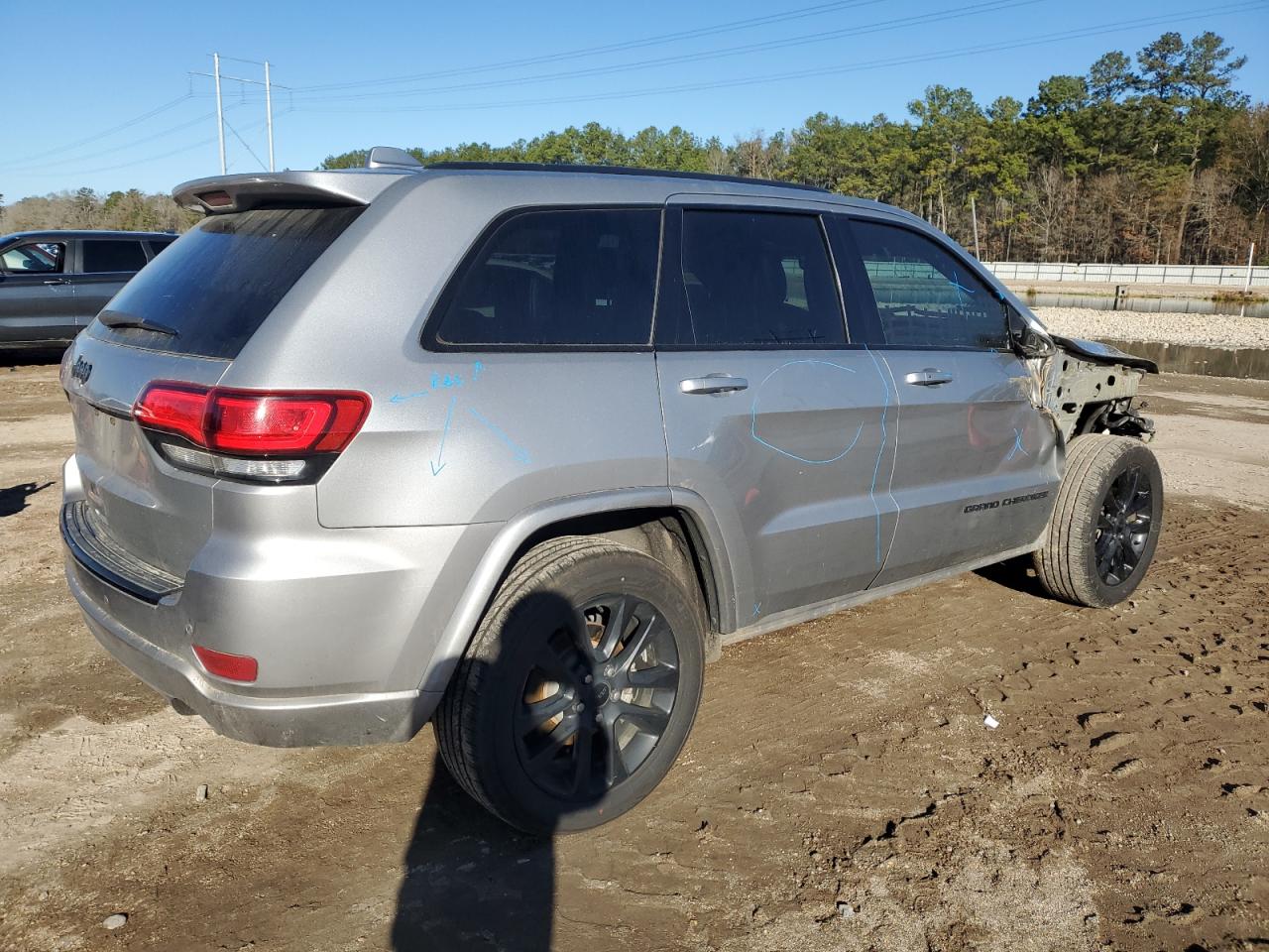 2018 Jeep Grand Cherokee VIN 1C4RJEAG7JC239123 Copart auction photo, front end damage thumbnail 3