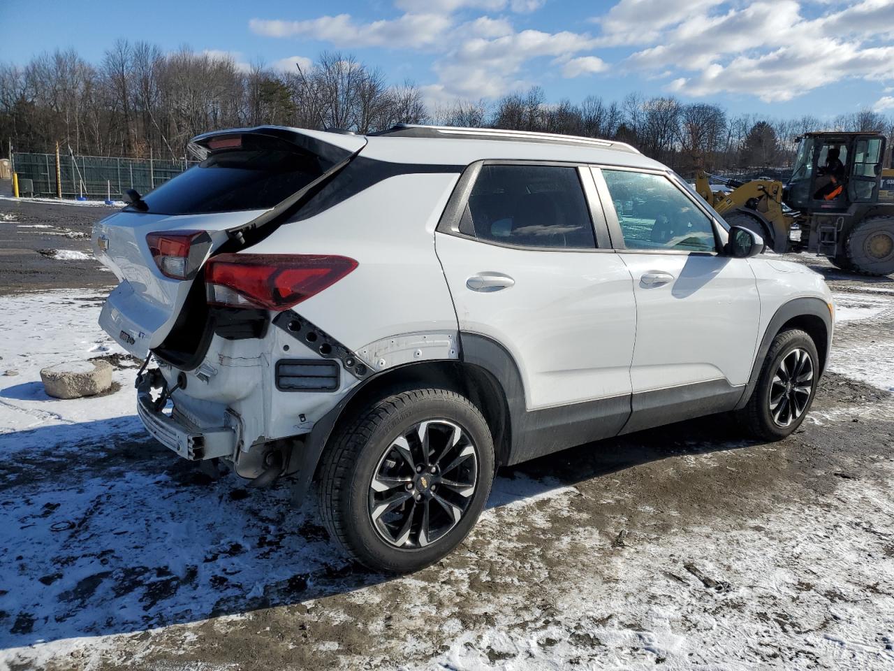 2021 Chevrolet TrailBlazer VIN KL79MRSL7MB110140 Copart auction photo, rear end damage thumbnail 3