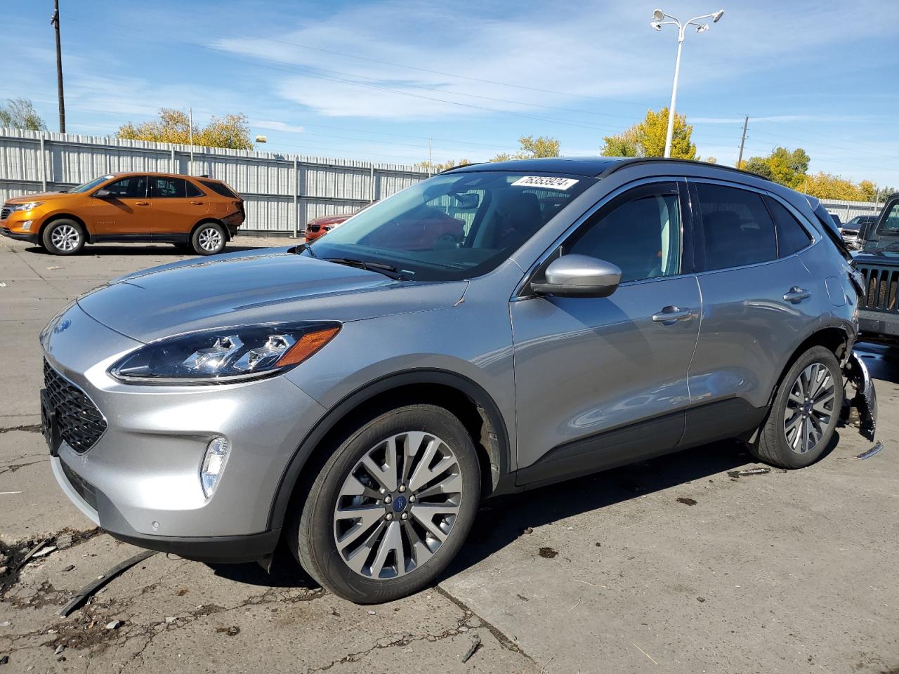 2022 Ford Escape VIN 1FMCU9J99NUB92212