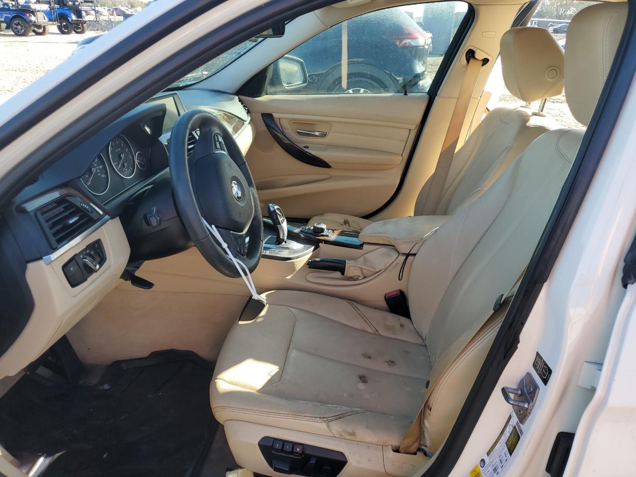 2014 BMW 3er VIN WBA3A5C54EF605154 Copart auction photo, water/flood damage thumbnail 7