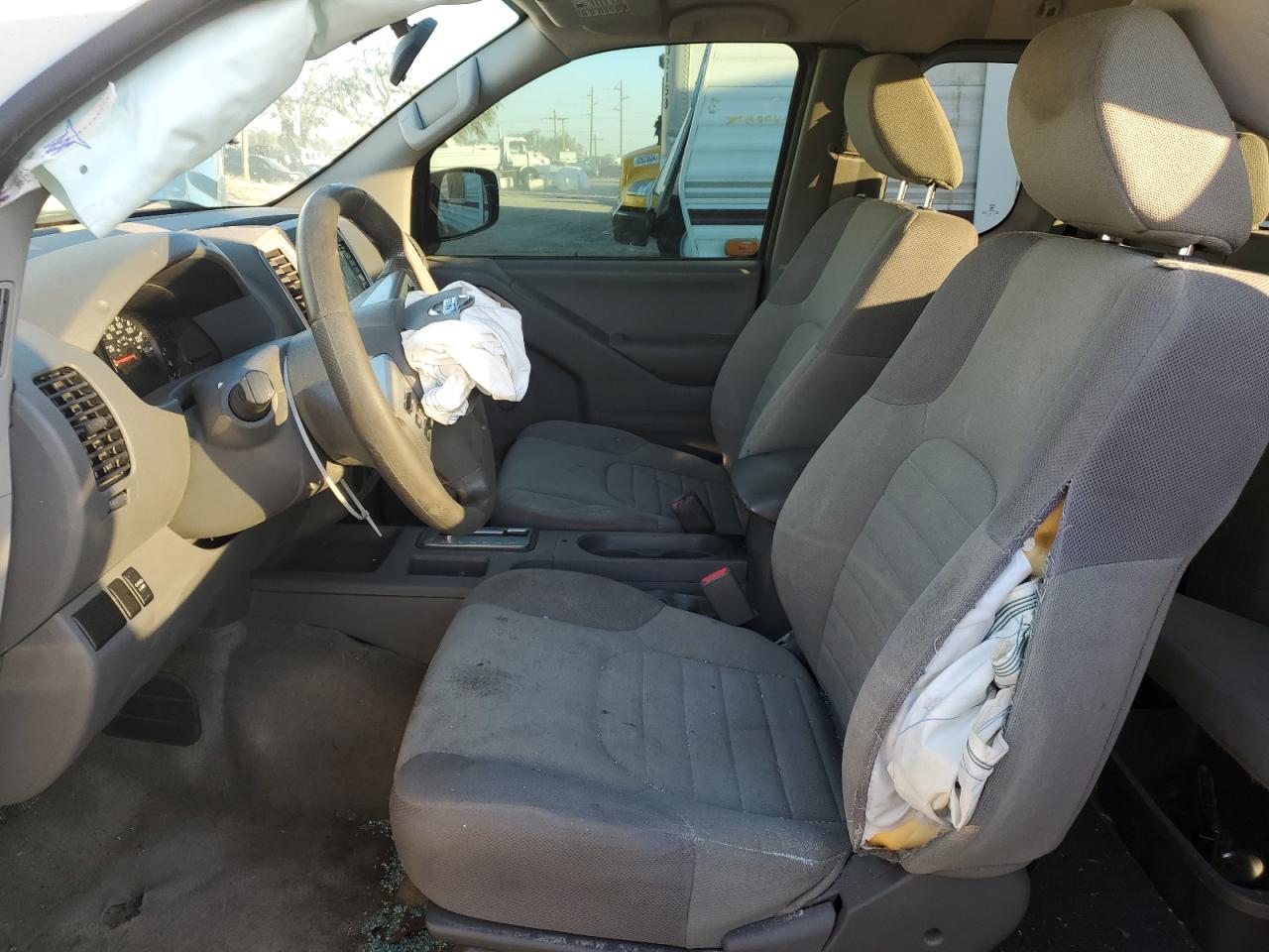 2018 Nissan Navara (Frontier) VIN 1N6BD0CT0JN728387 Copart auction photo, front end / side damage thumbnail 7