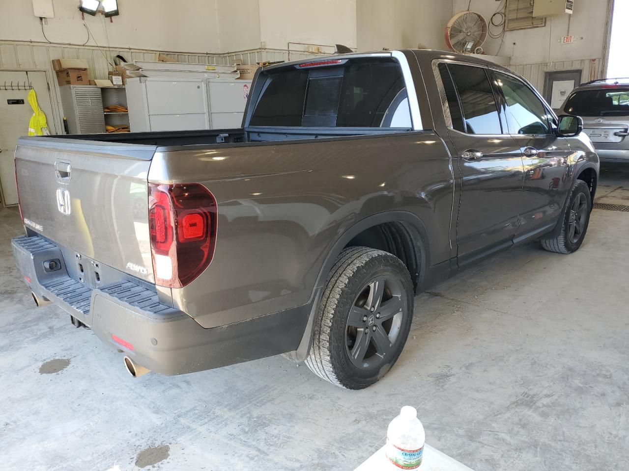 2022 Honda Ridgeline VIN 5FPYK3F78NB013002 Copart auction photo, normal wear / minor dent/scratches damage thumbnail 3