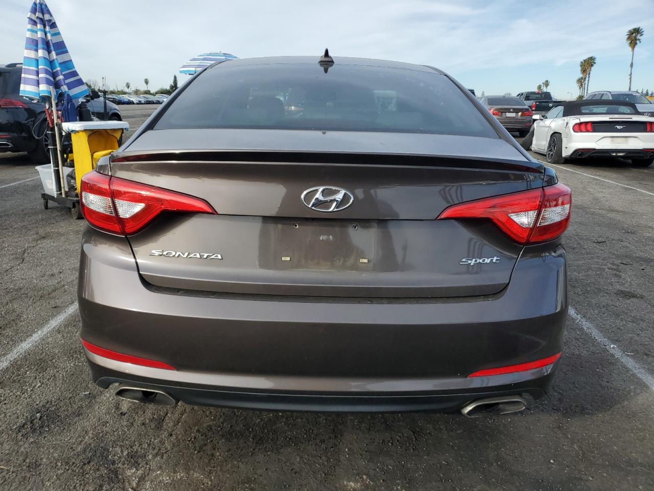 2015 Hyundai Sonata VIN 5NPE34AF7FH164820 Copart auction photo, mechanical / minor dent/scratches damage thumbnail 6