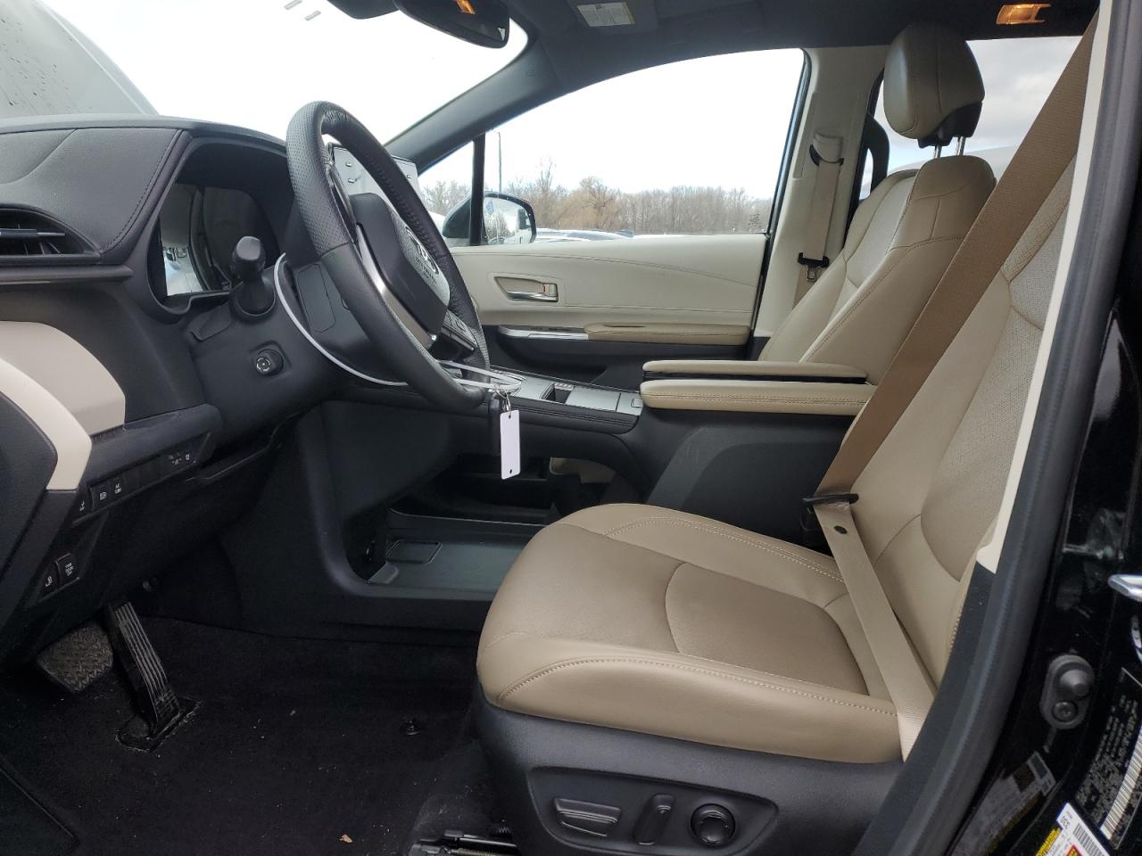 2024 Toyota Sienna VIN 5TDZSKFC0RS113911 Copart auction photo, side / minor dent/scratches damage thumbnail 7
