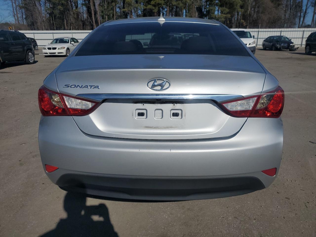 2014 Hyundai Sonata VIN 5NPEB4AC4EH929313 Copart auction photo, vandalism damage thumbnail 6