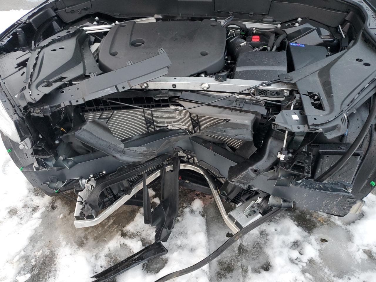 2025 Volvo XC90 VIN YV4062JF9S1345566 Copart auction photo, front end / rear end damage thumbnail 13