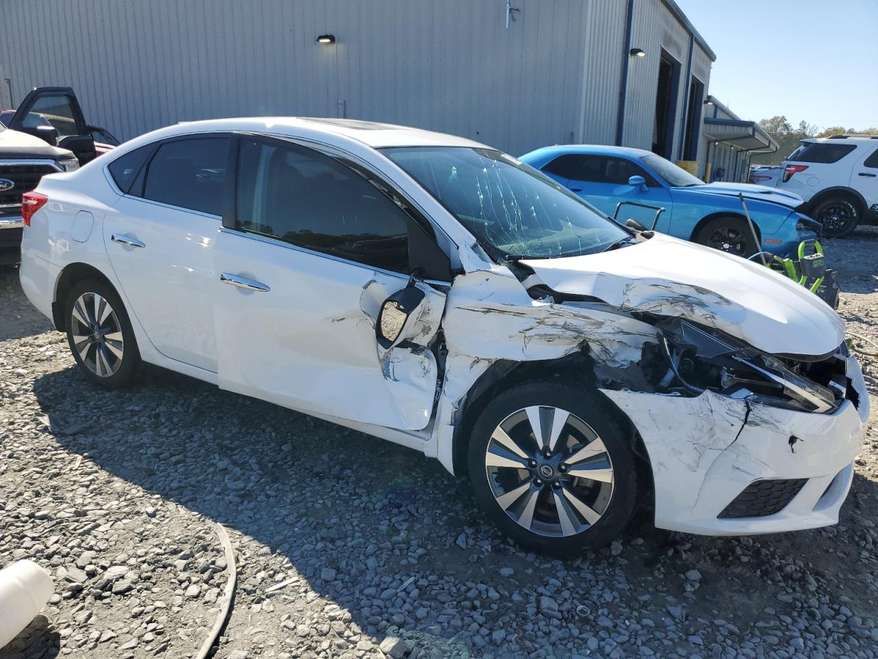 2019 Nissan Sentra VIN 3N1AB7AP4KY252784 Copart auction photo, front end / side damage thumbnail 4