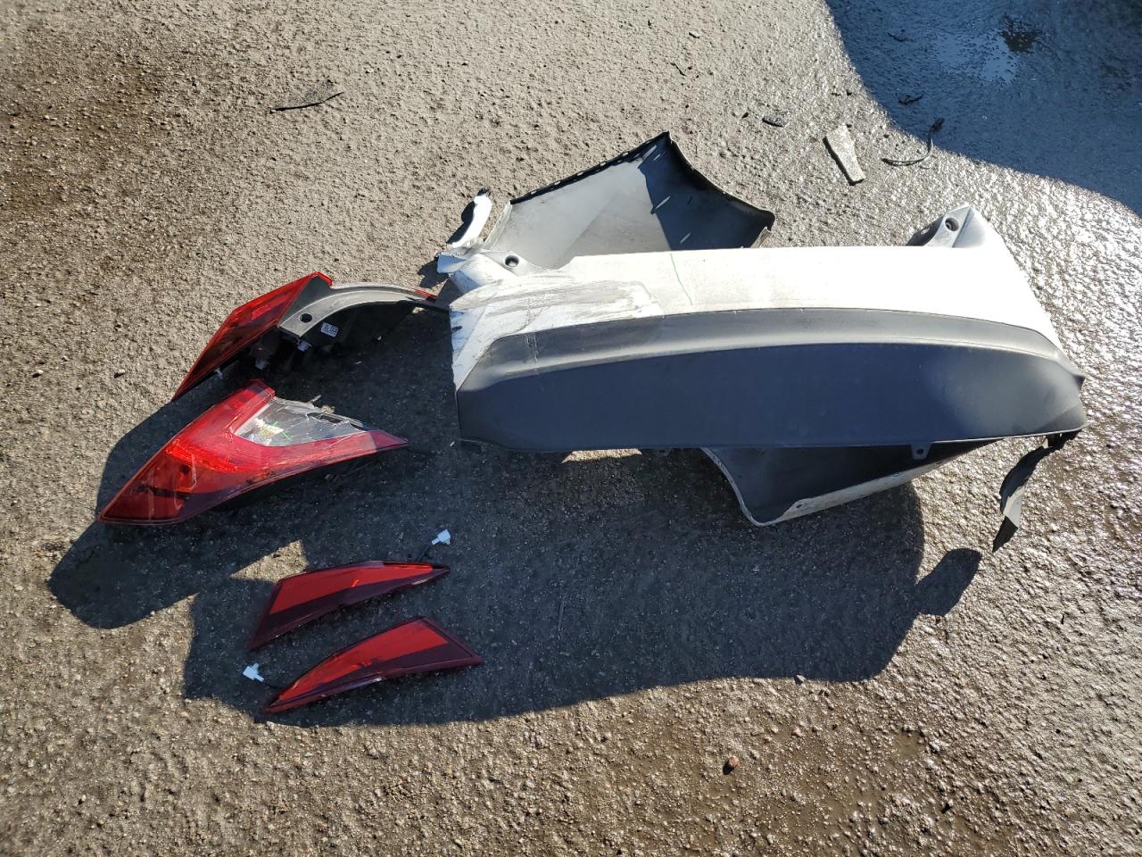 2017 Honda Civic VIN 19XFC1F37HE003800 Copart auction photo, rear end / front end damage thumbnail 12