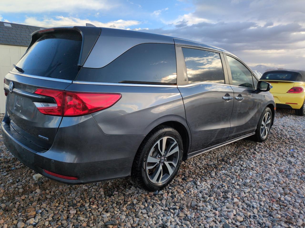 2021 Honda Odyssey VIN 5FNRL6H84MB009903 Copart auction photo, side damage thumbnail 3