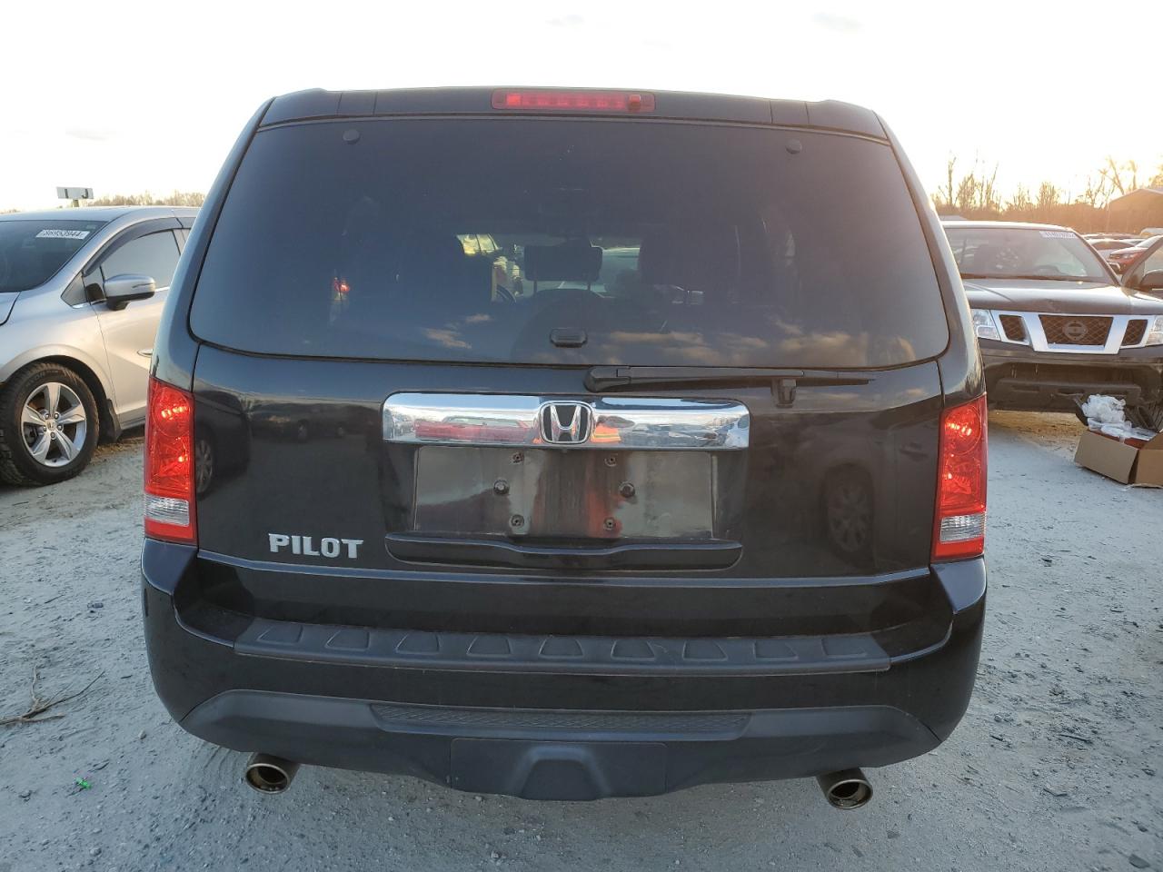 2014 Honda Pilot VIN 5FNYF3H51EB022472 Copart auction photo, all over damage thumbnail 6