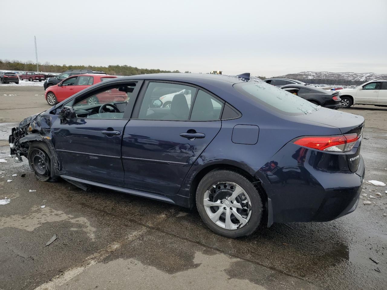 2022 Toyota Corolla VIN 5YFEPMAE3NP309140 Copart auction photo, front end / side damage thumbnail 2