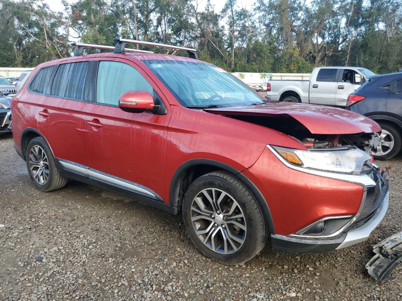 2018 Mitsubishi Outlander VIN JA4AD3A38JZ005201 Copart auction photo, front end / minor dent/scratches damage thumbnail 4