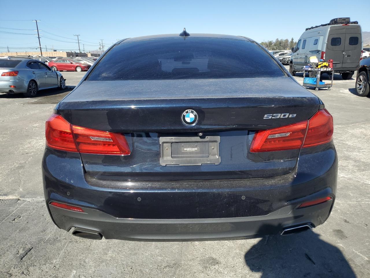 2019 BMW 5er VIN WBAJA9C52KB393355 Copart auction photo, frame damage / front end damage thumbnail 6