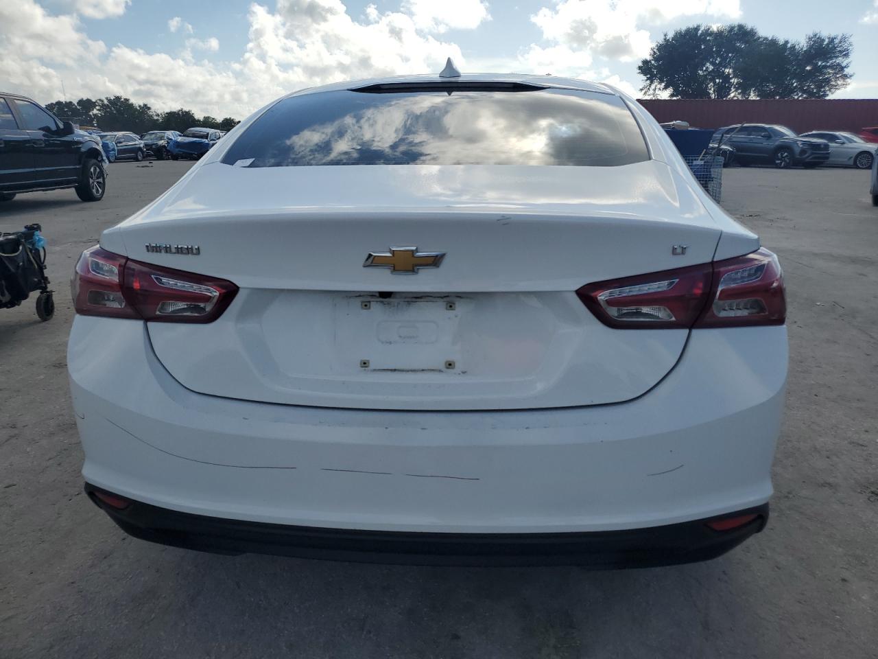 2021 Chevrolet Malibu VIN 1G1ZD5ST1MF024707 Copart auction photo, front end damage thumbnail 6