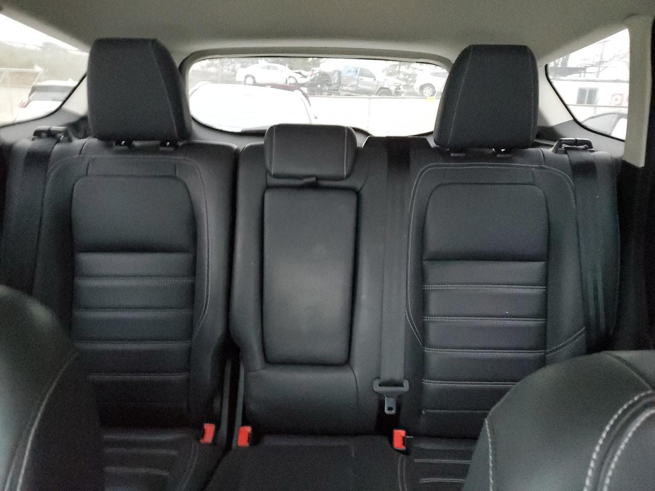 2019 Ford Escape VIN 1FMCU0HD3KUA31775 Copart auction photo, front end / side damage thumbnail 3