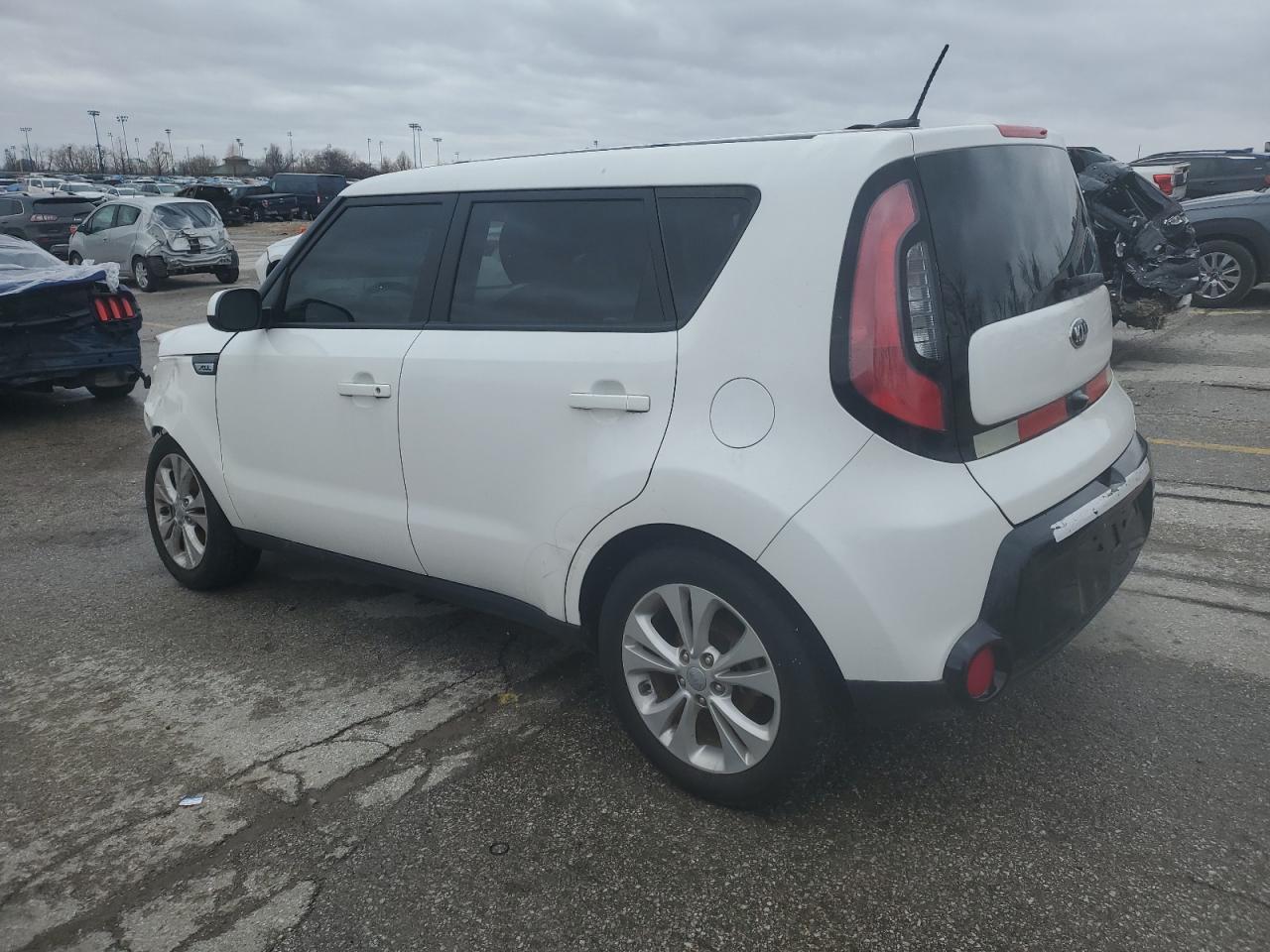 2016 KIA Soul VIN KNDJP3A50G7254286 Copart auction photo, front end damage thumbnail 2