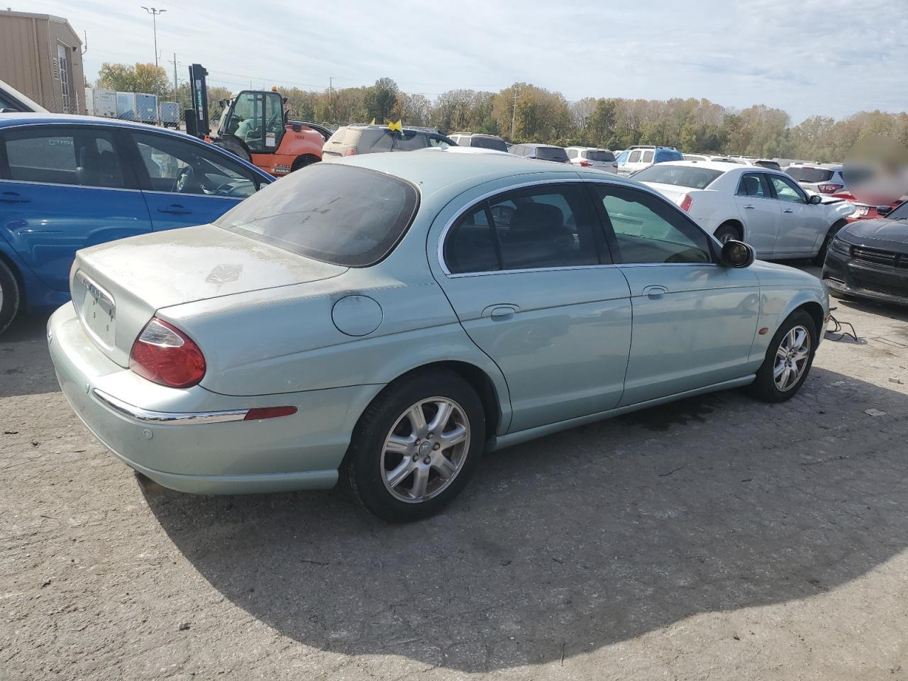 2003 Jaguar S-Type VIN SAJEA01T23FM81481 Copart auction photo, minor dent/scratches / mechanical damage thumbnail 3