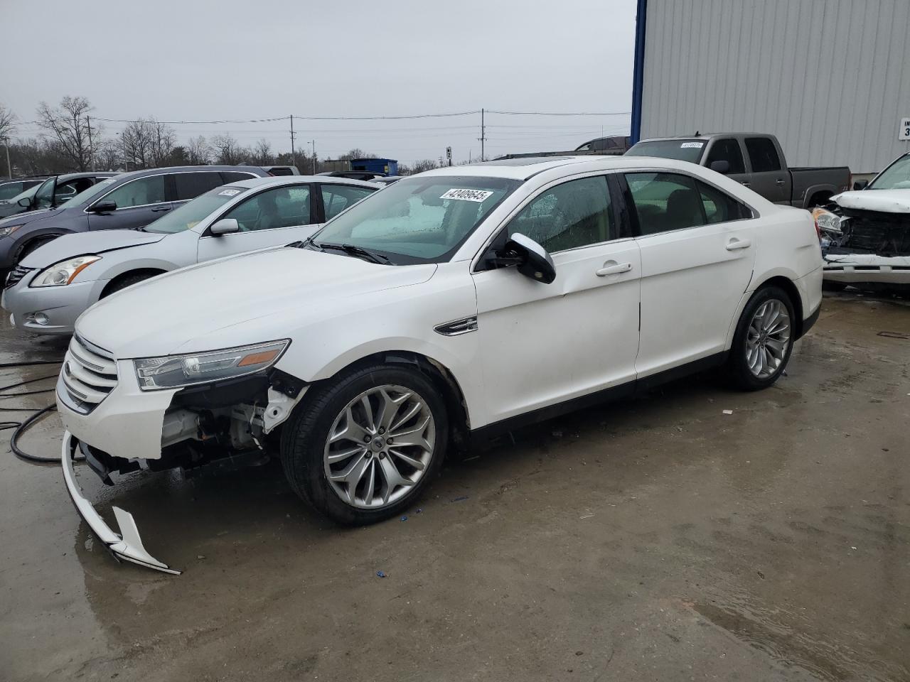 2013 Ford Taurus VIN 1FAHP2F88DG235322
