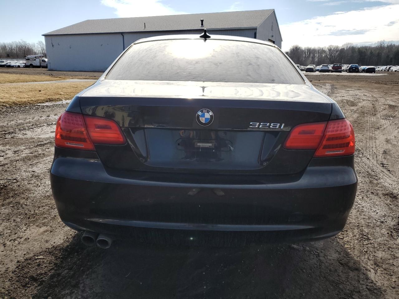 2013 BMW 3er VIN WBAKF3C55DJ385780 Copart auction photo, front end damage thumbnail 6