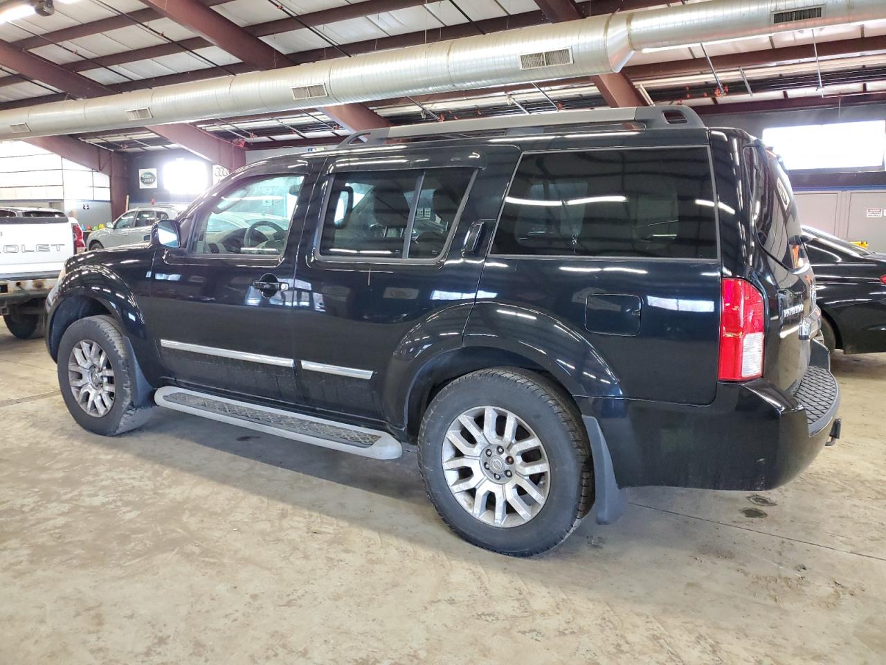 2010 Nissan Pathfinder VIN 5N1AR1NB5AC615844 Copart auction photo, minor dent/scratches damage thumbnail 2