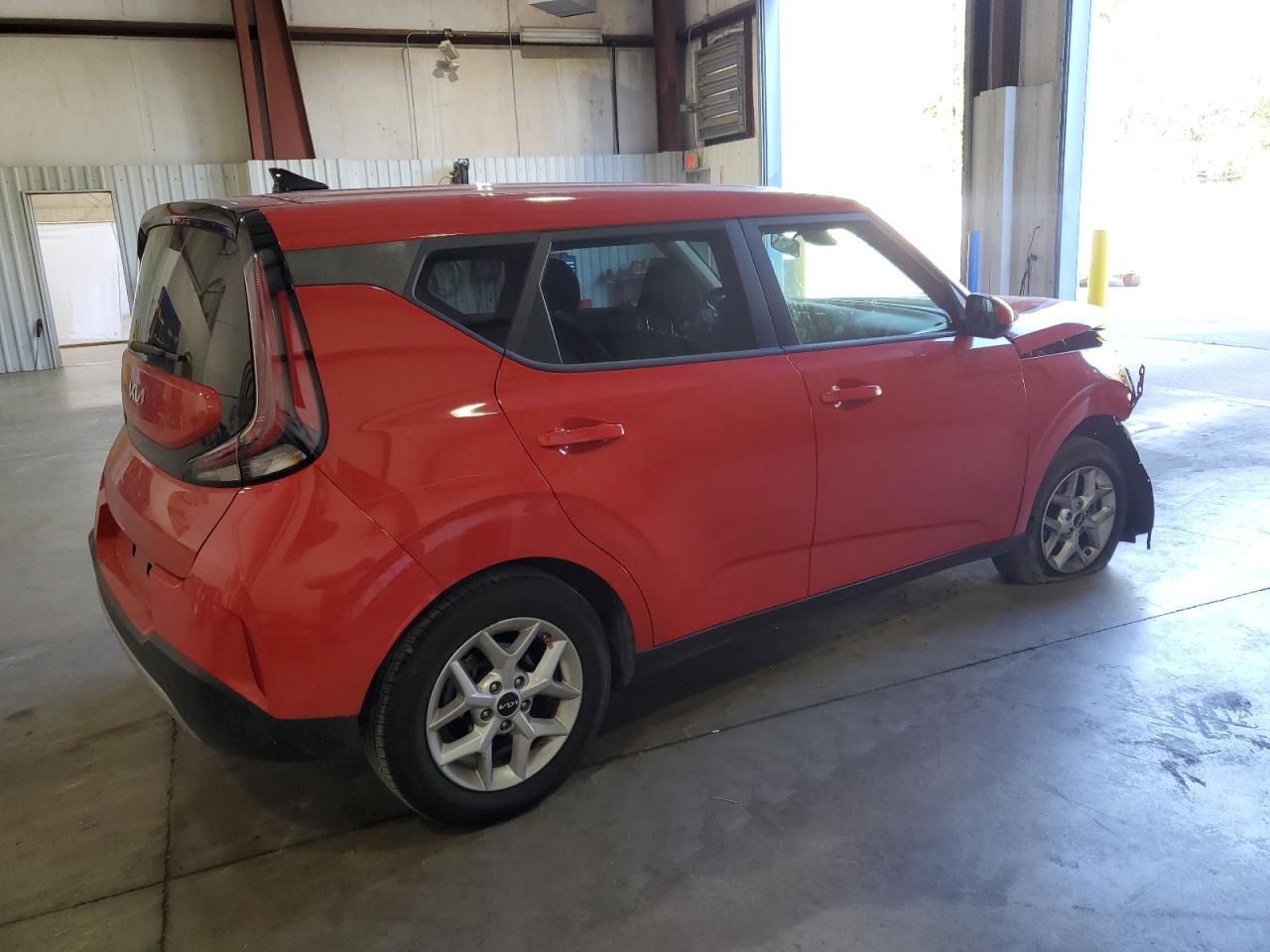 2024 KIA Soul VIN KNDJ23AU9R7224518 Copart auction photo, front end / minor dent/scratches damage thumbnail 3