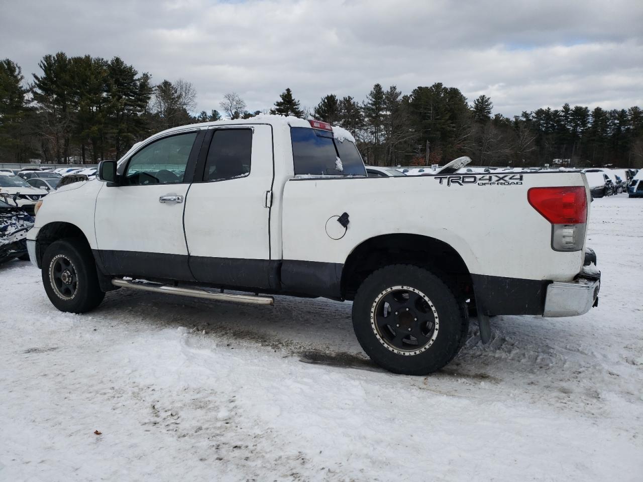 2008 Toyota Tundra VIN 5TBBT54168S464623 Copart auction photo, side / front end damage thumbnail 2