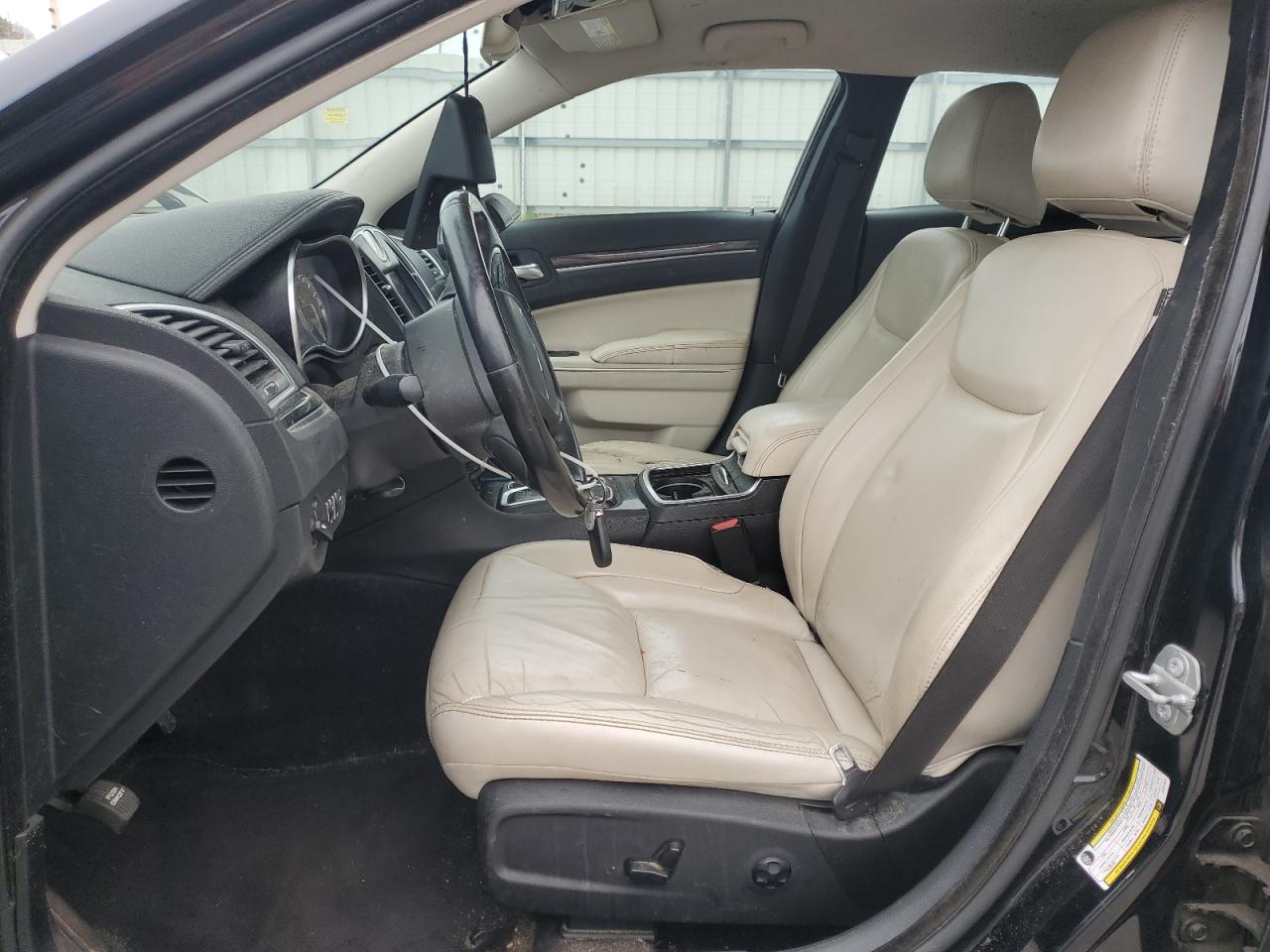 2018 Chrysler 300 VIN 2C3CCAAG7JH281902 Copart auction photo, front end / side damage thumbnail 7