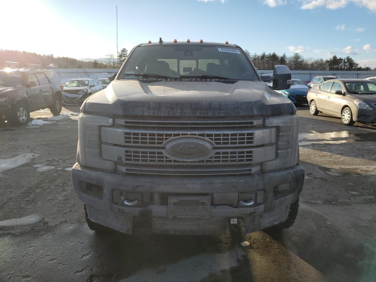 2019 Ford F350 VIN 1FT8W3BT4KEC01917 Copart auction photo, side damage thumbnail 5