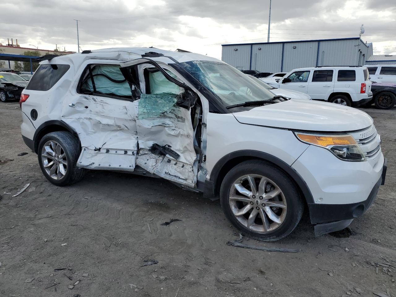 2014 Ford Explorer VIN 1FM5K7F83EGA90602 Copart auction photo, side damage thumbnail 4