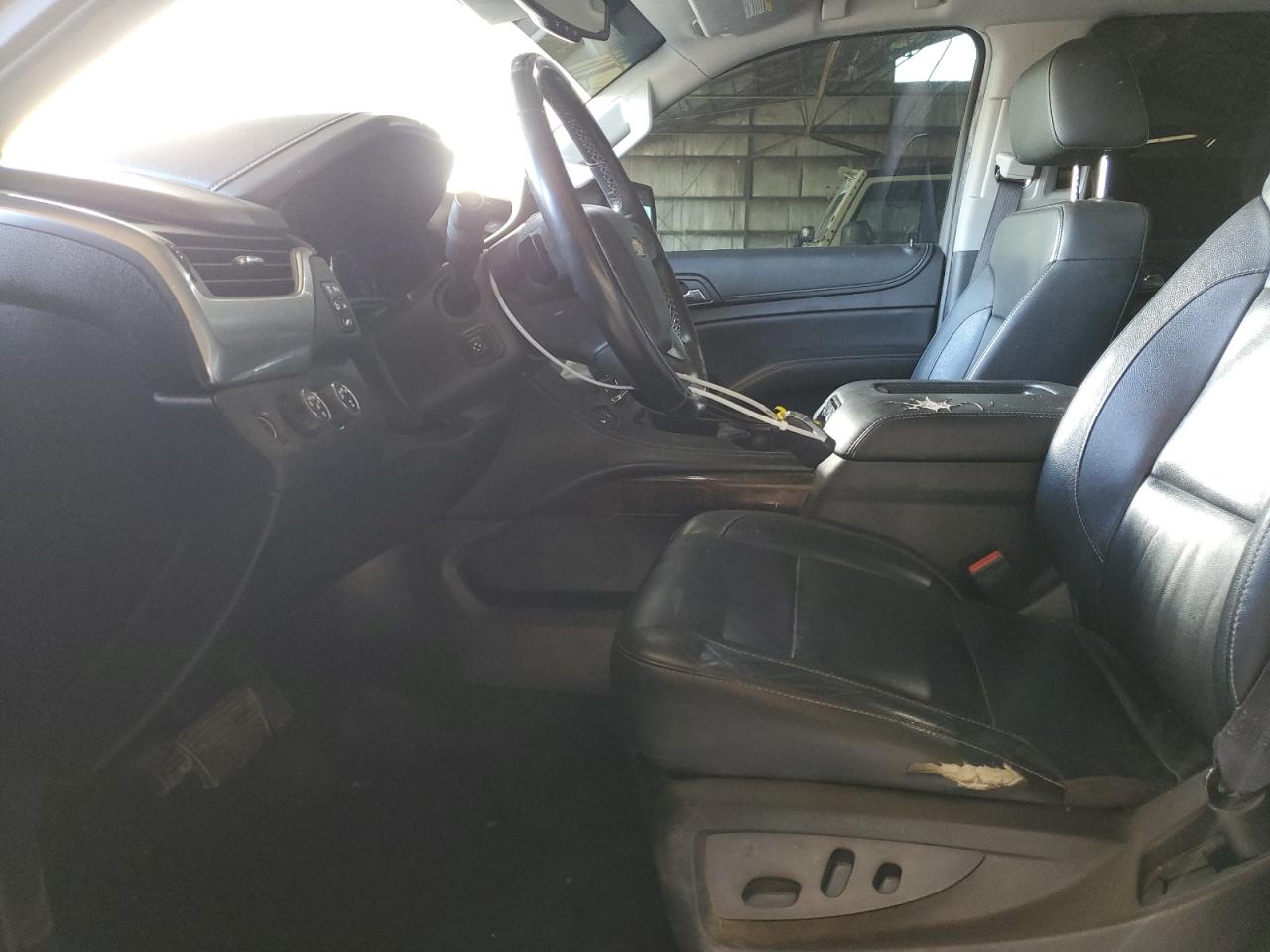 2017 Chevrolet Tahoe VIN 1GNSKBKC5HR289235 Copart auction photo, minor dent/scratches damage thumbnail 7