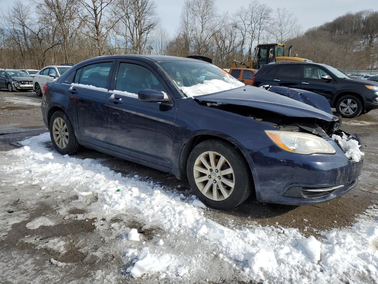 2014 Chrysler 200 VIN 1C3CCBBBXEN198521 Copart auction photo, front end damage thumbnail 4