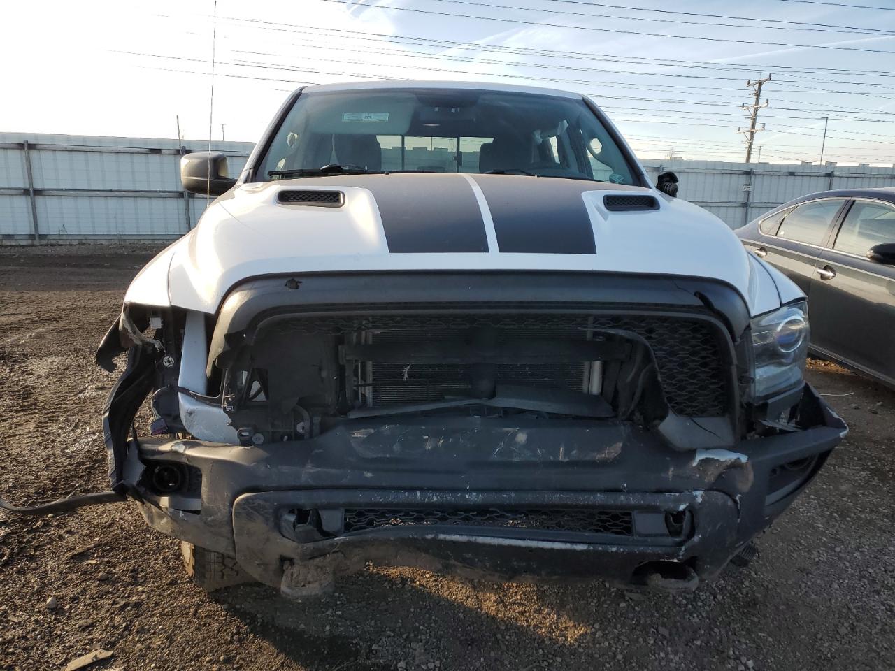 2019 RAM 1500 VIN 1C6RR6LT2KS661372 Copart auction photo, front end / side damage thumbnail 5