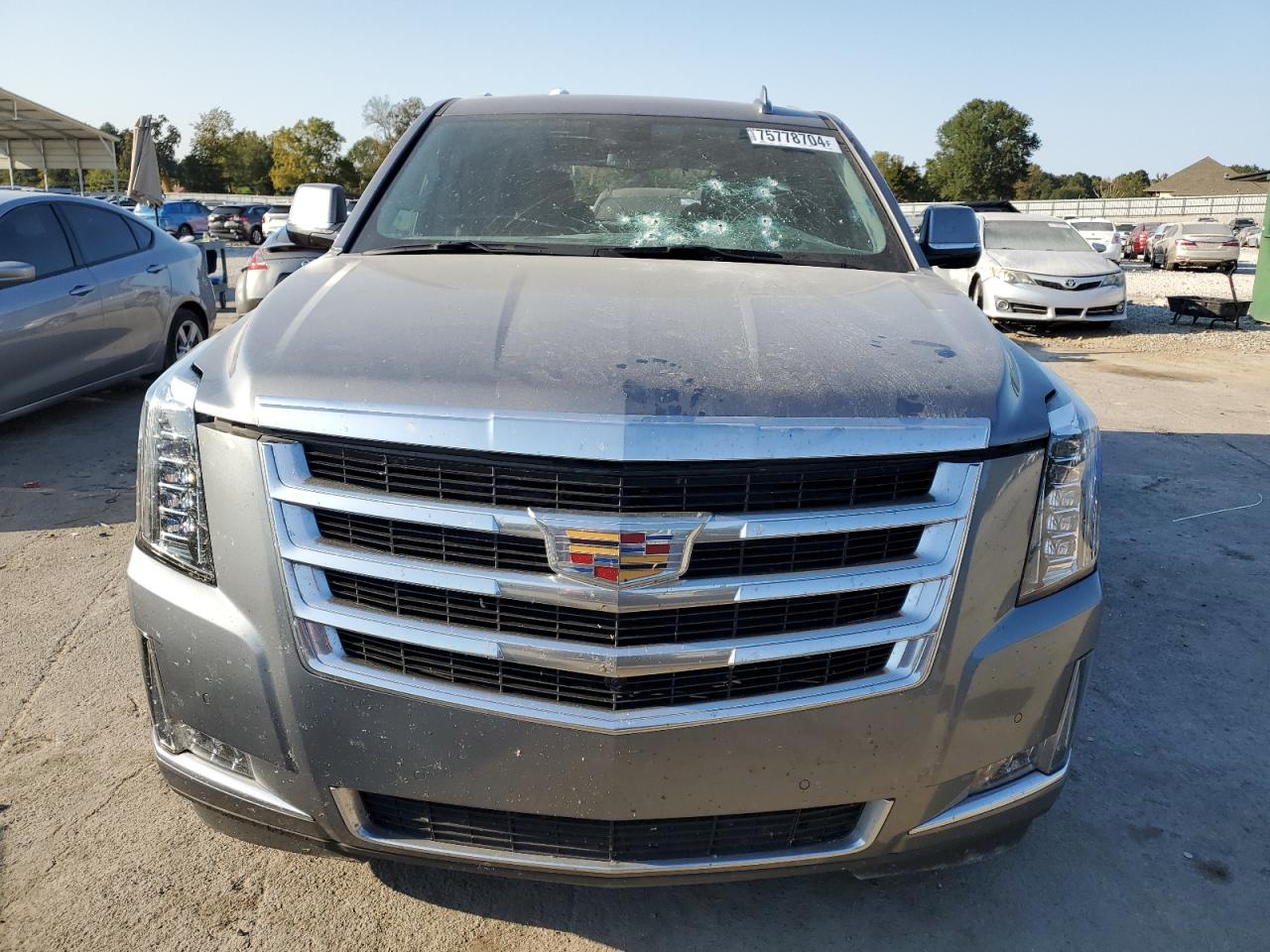 2020 Cadillac Escalade VIN 1GYS4BKJ8LR268299 Copart auction photo, vandalism / mechanical damage thumbnail 5